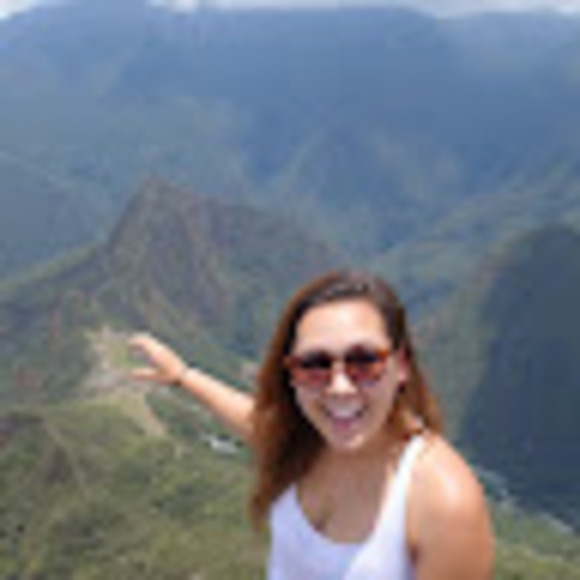 Meet your Posher, Laura - Picture 1 of 1